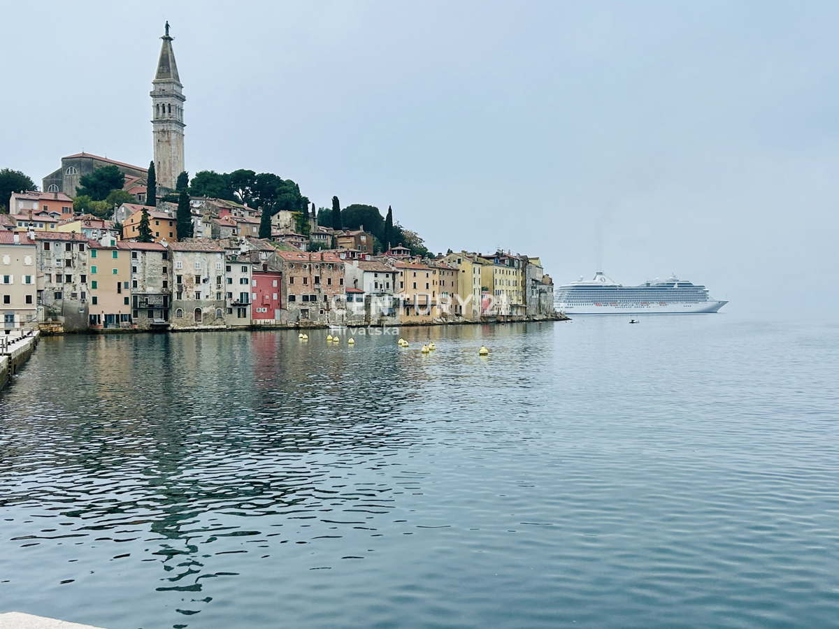 ROVINJ, CENTER, NAJBOLJŠE STANOVANJE V STAREM DELU ROVINJA