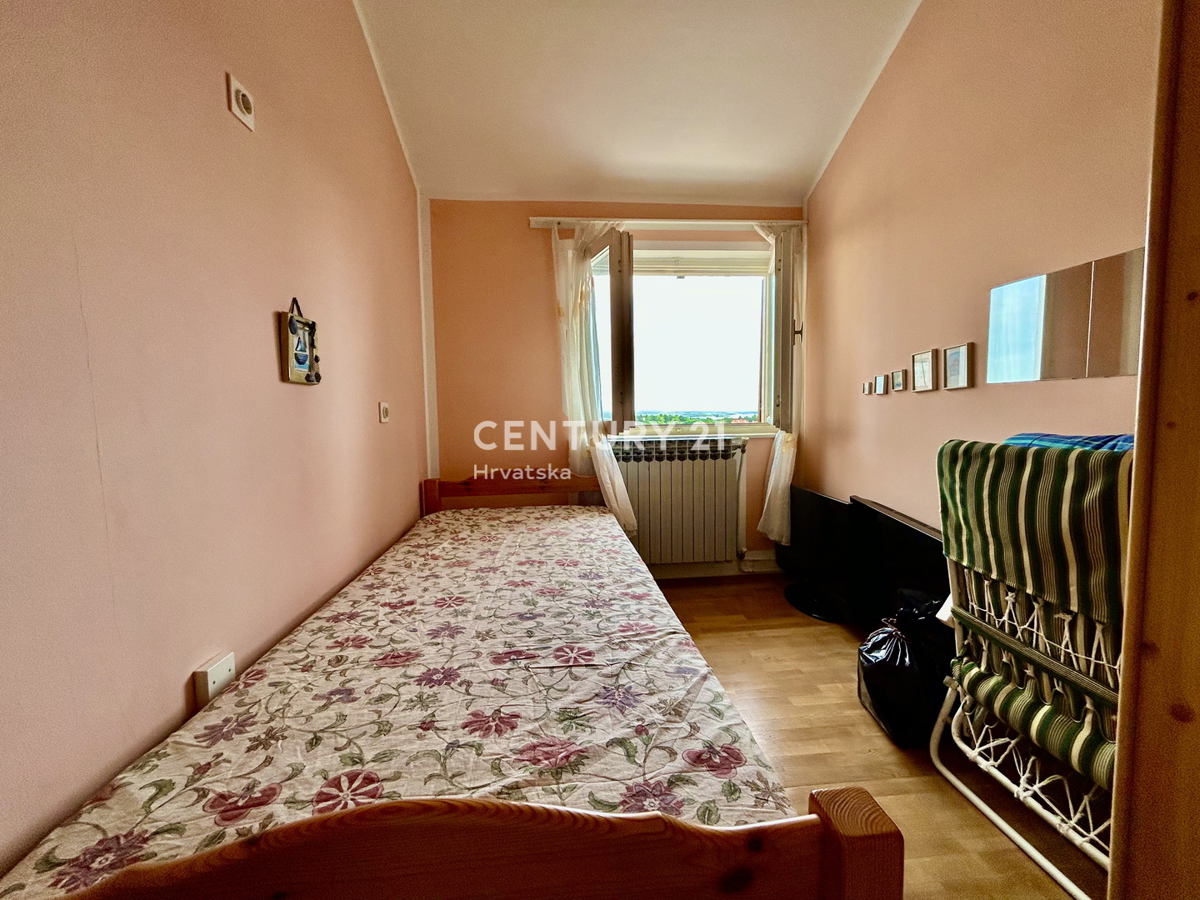 ROVINJ, CENTER, STANOVANJE S PANORAMSKIM RAZGLEDOM NA MORJE