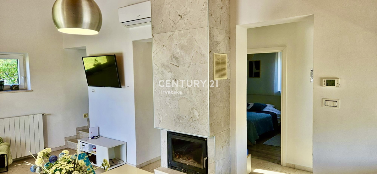 Žminj, okolica, šarmantna pritlična hiša obdana z naravo