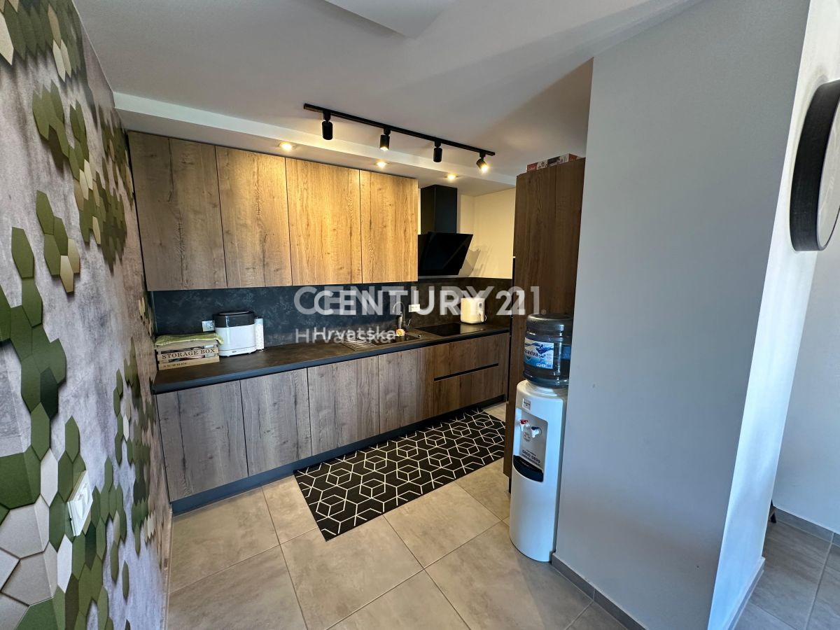 Prodaja, stanovanje, štirisobno, Istarska županija, Novigrad