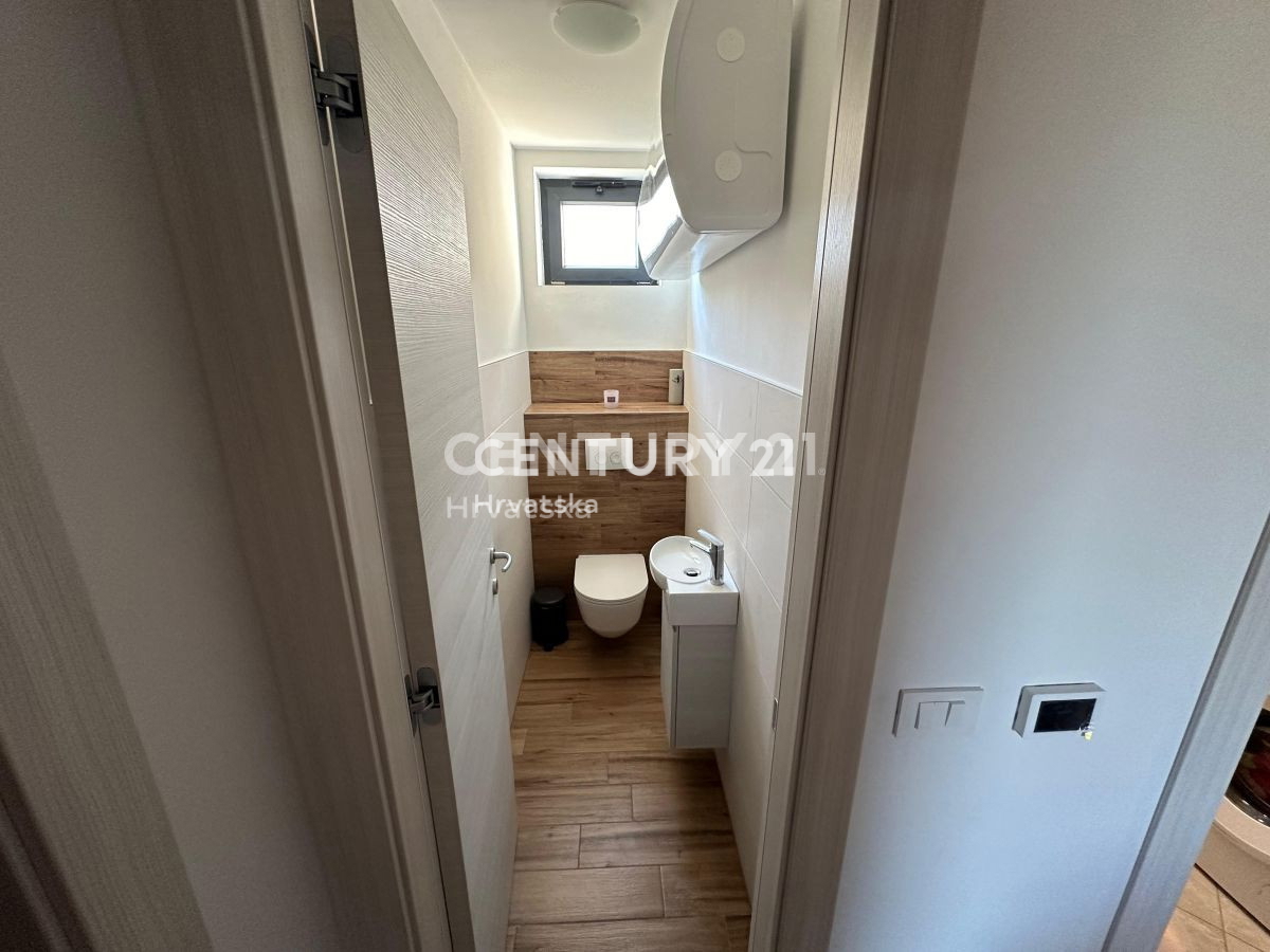 Prodaja, stanovanje, štirisobno, Istarska županija, Novigrad