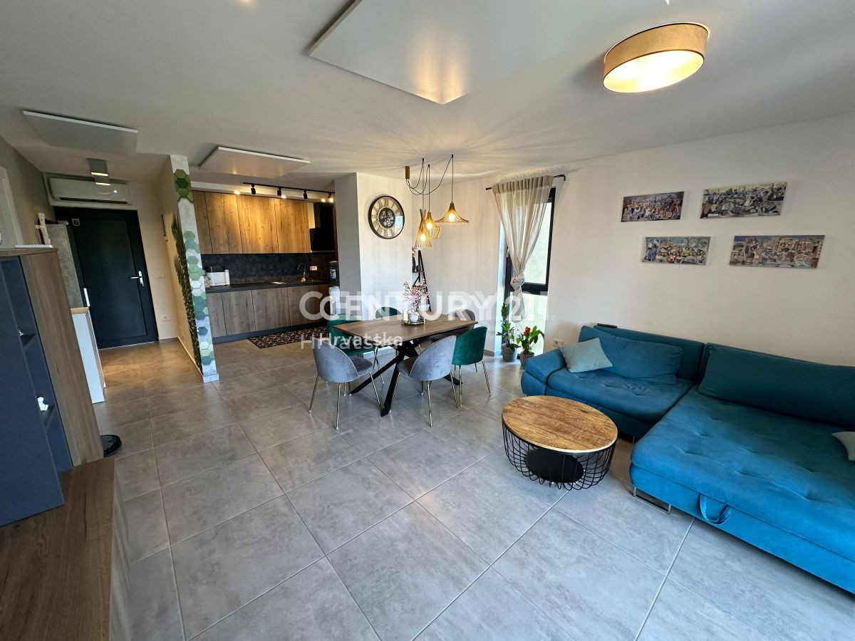 Prodaja, stanovanje, štirisobno, Istarska županija, Novigrad