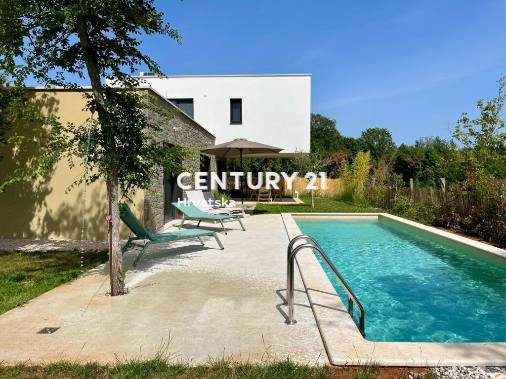 TAR, VABRIGA, ROMANTIČNA HIŠA MODERNEGA DIZAJNA, MORJE 1 KM