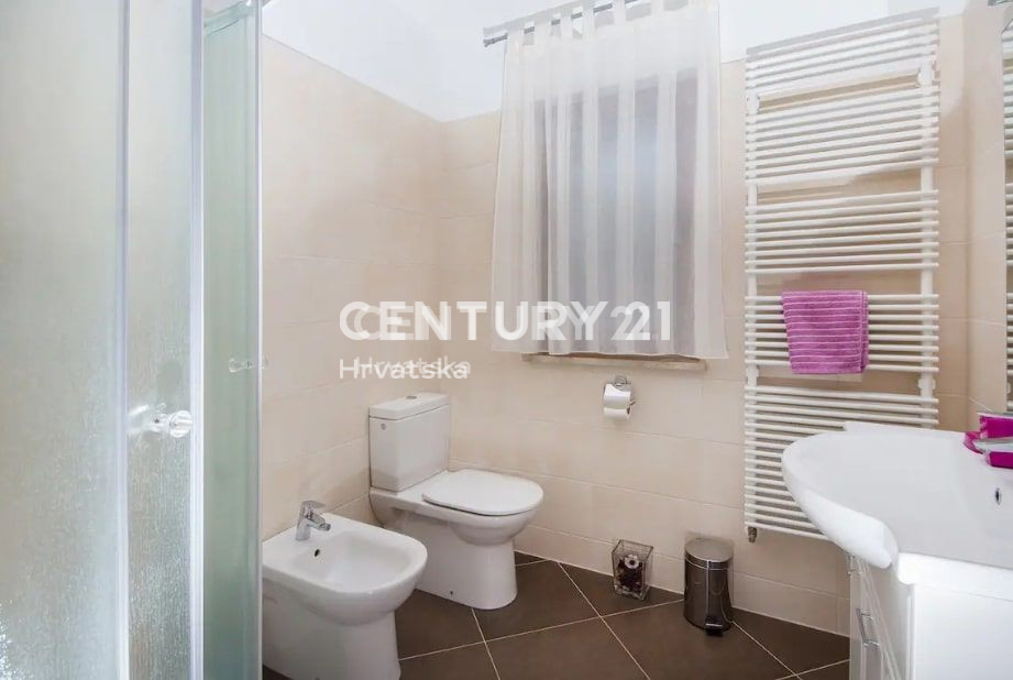 Prodaja, hiša, vrstna, Istarska županija, Marčana