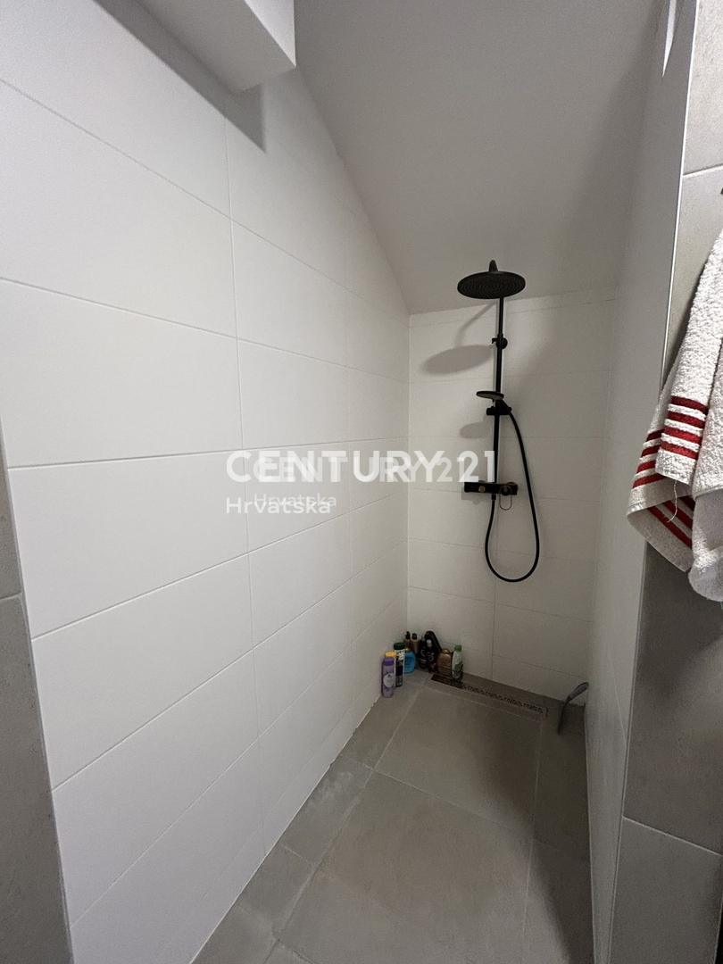 Prodaja, hiša, vrstna, Istarska županija, Novigrad