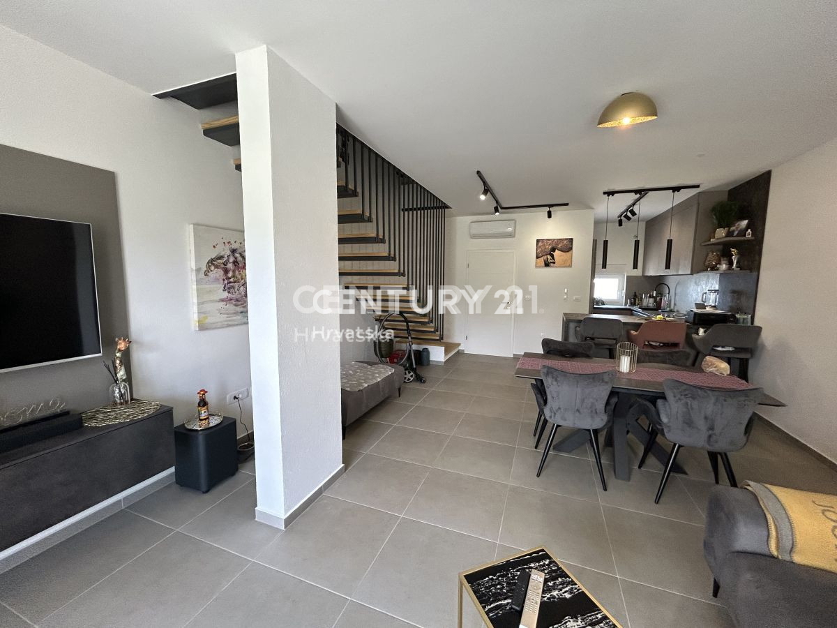 Prodaja, hiša, vrstna, Istarska županija, Novigrad