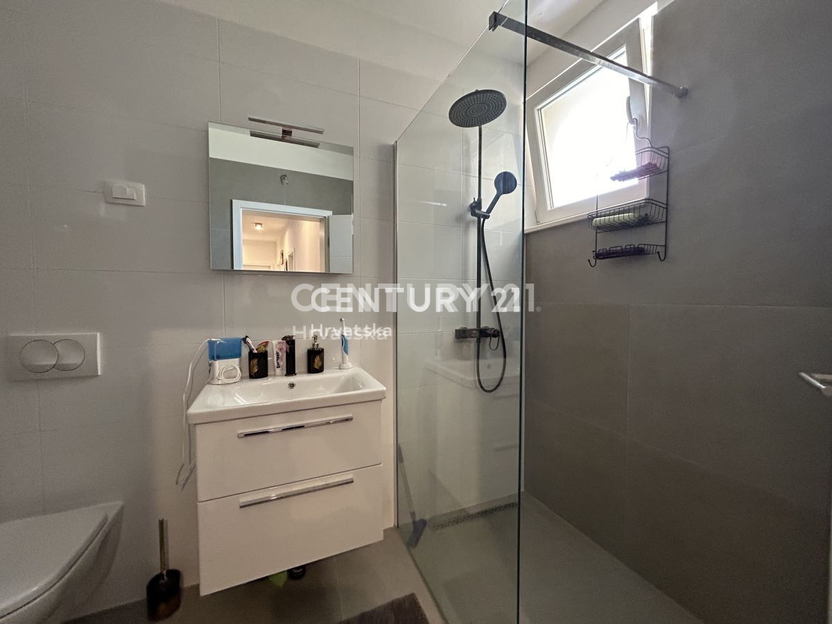 Prodaja, hiša, vrstna, Istarska županija, Novigrad