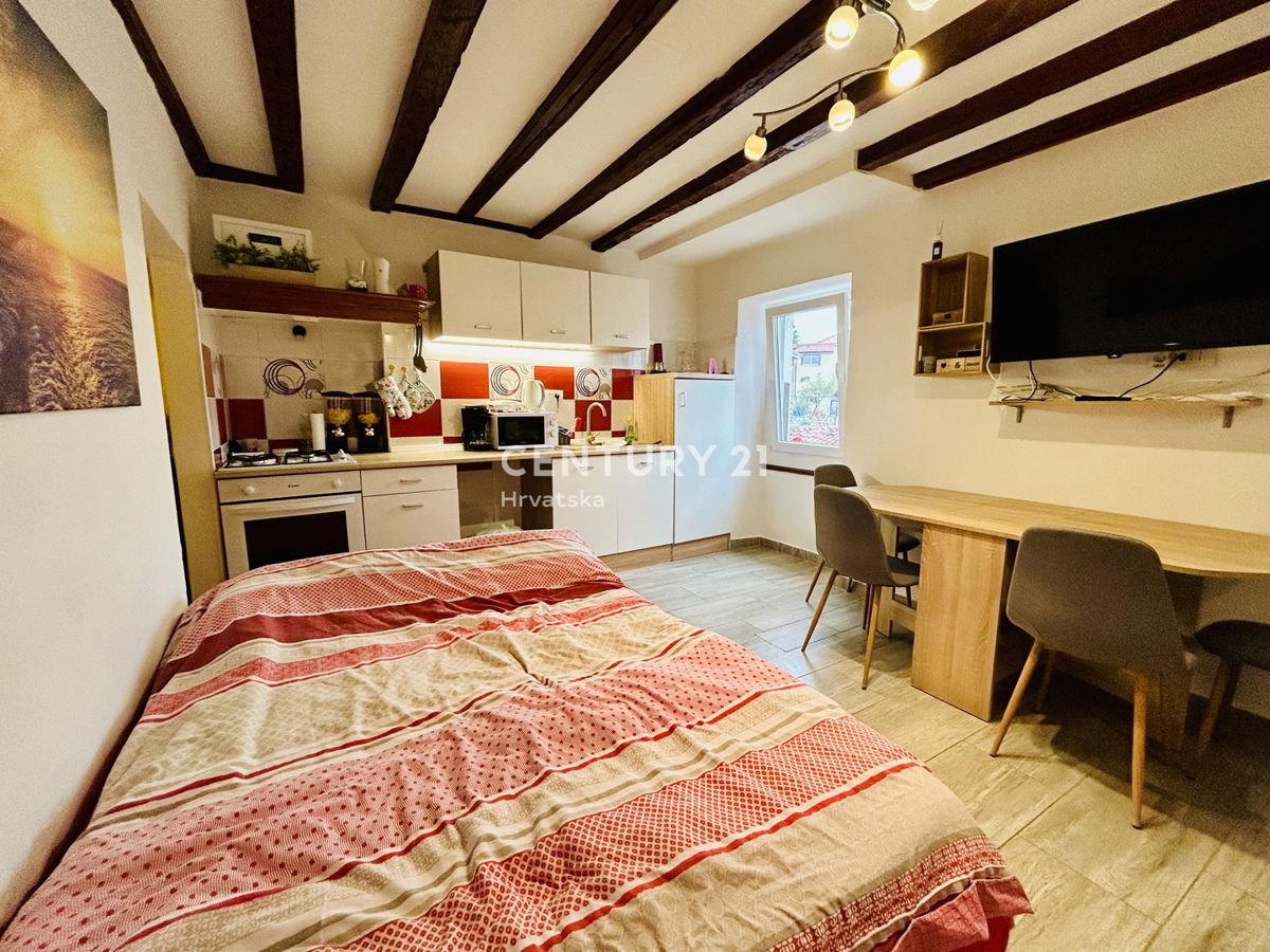 ROVINJ, CENTER, NAJBOLJŠE STANOVANJE V STAREM DELU ROVINJA
