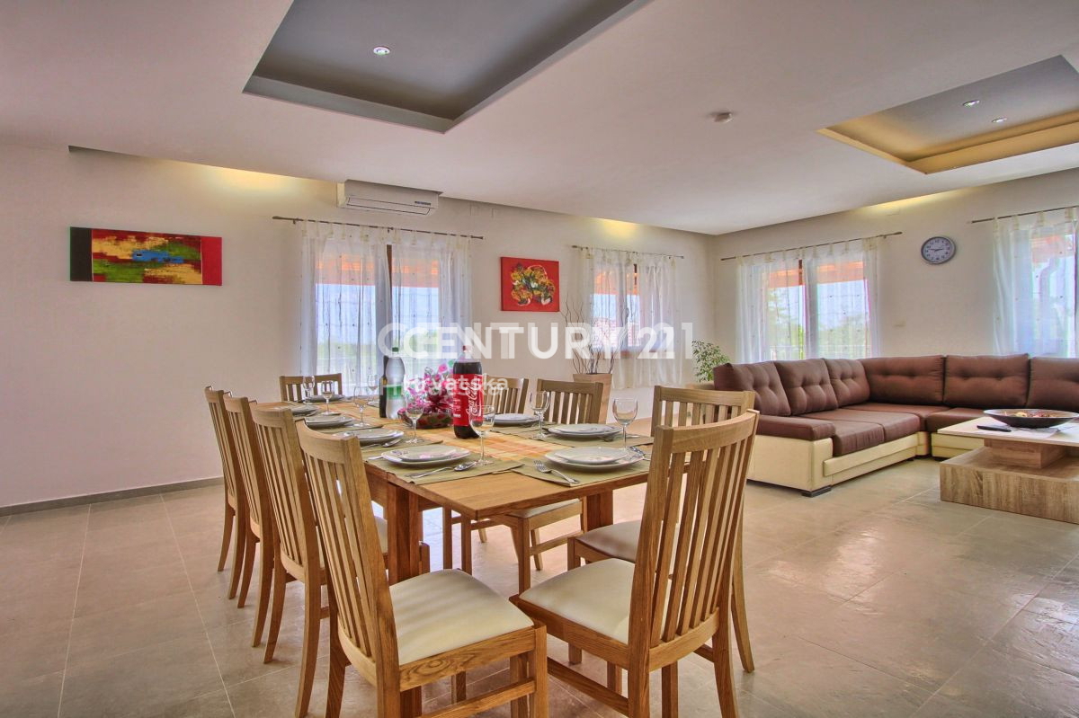 Prodaja, hiša, samostojna, Istarska županija, Svetvinčenat