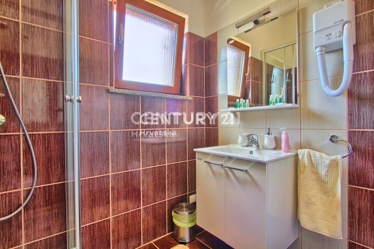 Prodaja, hiša, samostojna, Istarska županija, Svetvinčenat