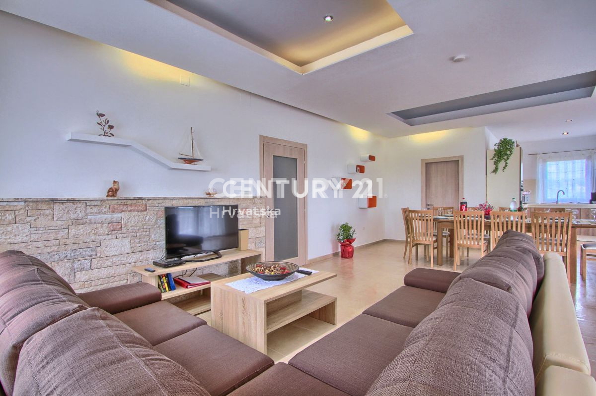 Prodaja, hiša, samostojna, Istarska županija, Svetvinčenat