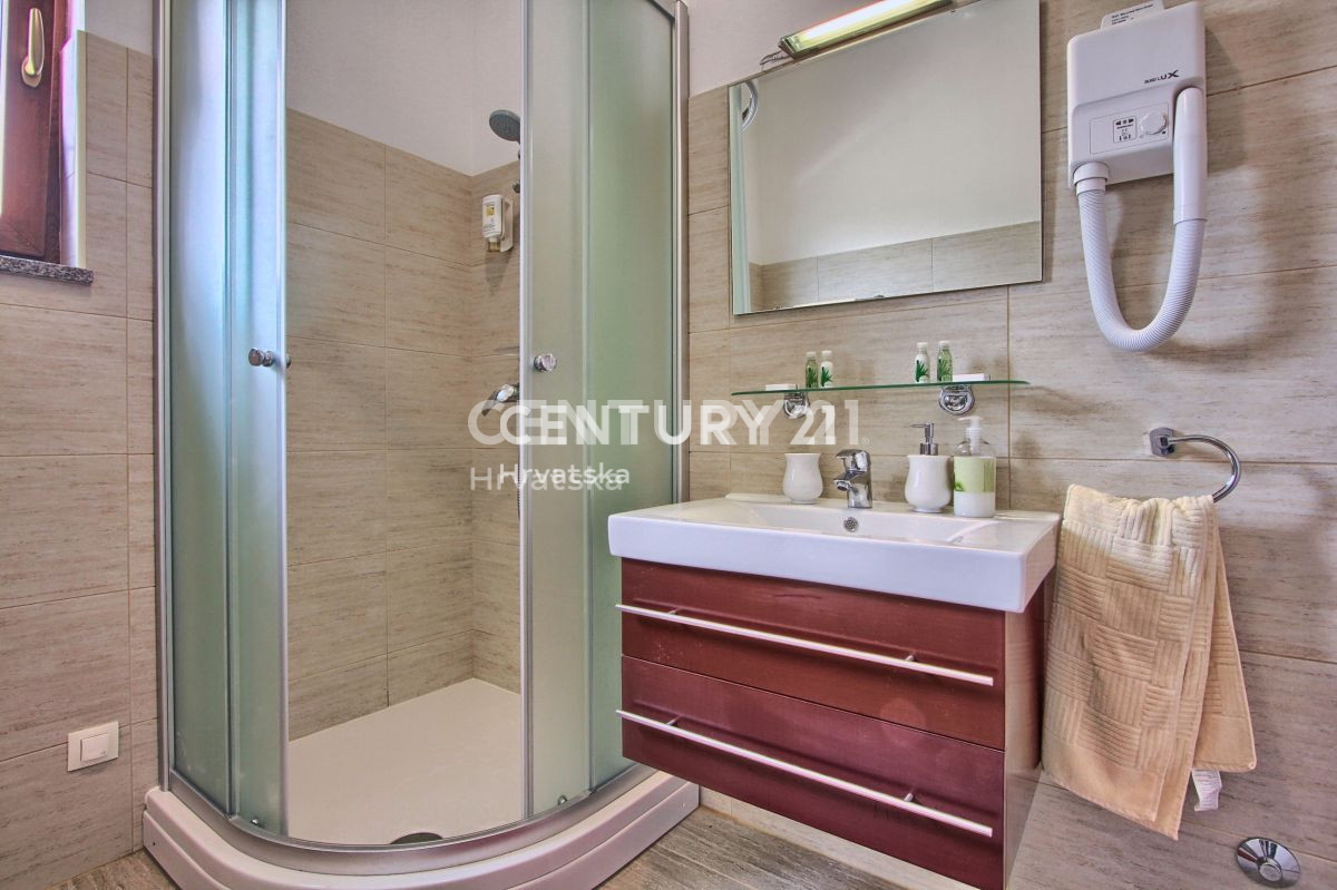 Prodaja, hiša, samostojna, Istarska županija, Svetvinčenat