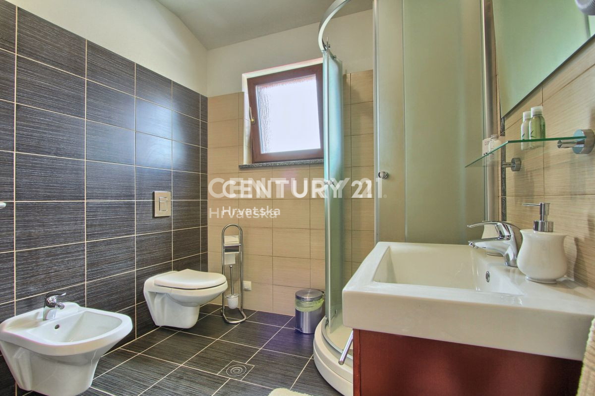 Prodaja, hiša, samostojna, Istarska županija, Svetvinčenat