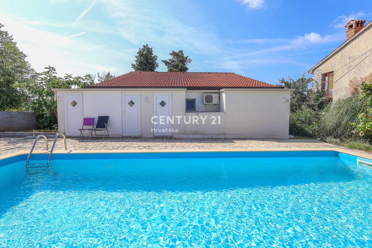 POREČ, PRIZEMLJE S POGLEDOM NA MORJE