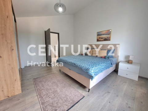 POREČ, HIŠA S POGLEDOM NA MORJE, PRODAJA