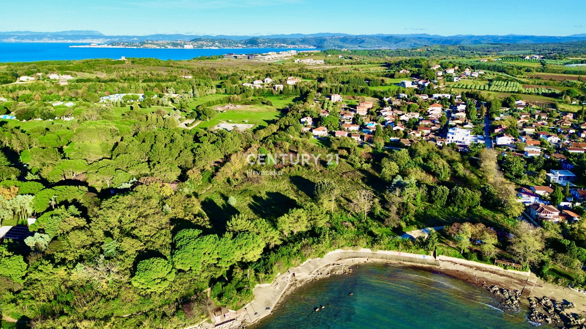 UMAG, BAŠANIJA, NOV STAN SAMO 250 METROV OD PLAŽE EKSKLUZIVA AGENCIJE C21