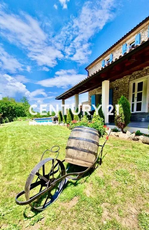 VRSAR, KAMNITA VILA S BAZENOM