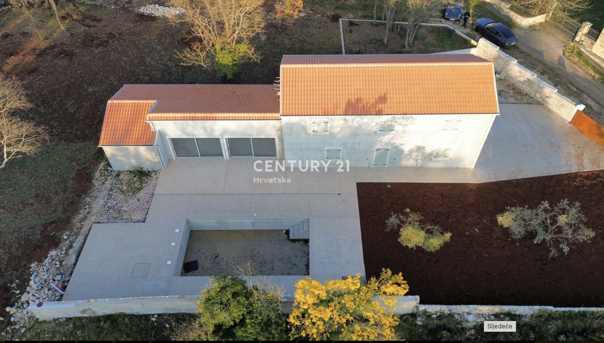 GROŽNJAN, OKOLICA, NOVA VILA NA VRHUNSKI LOKACIJI