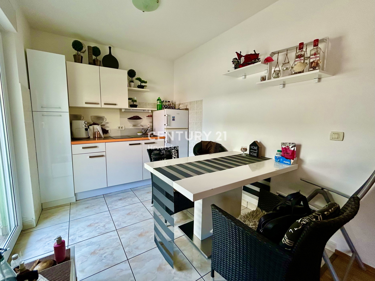 UMAG, ZAMBRATIJA, FANTASTIČNO STANOVANJE LE 100 METROV OD PLAŽE IN MORJA, PRILOŽNOST!!!