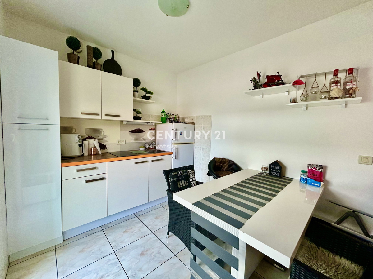 UMAG, ZAMBRATIJA, FANTASTIČNO STANOVANJE LE 100 METROV OD PLAŽE IN MORJA, PRILOŽNOST!!!