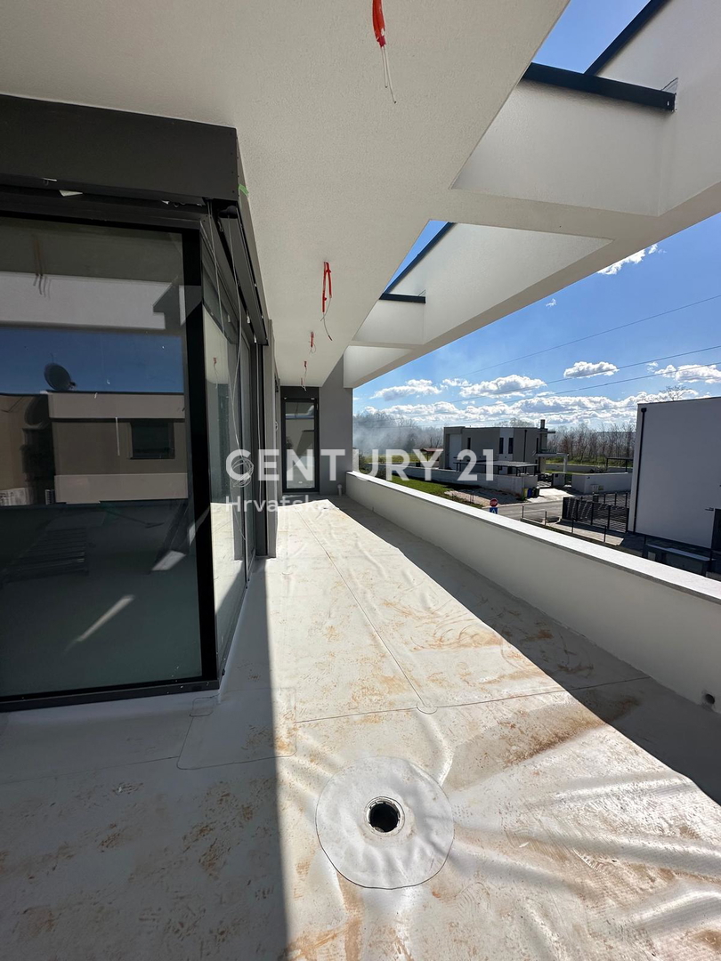 Prodaja, stanovanje, 3-prostorsko, Istarska županija, Umag