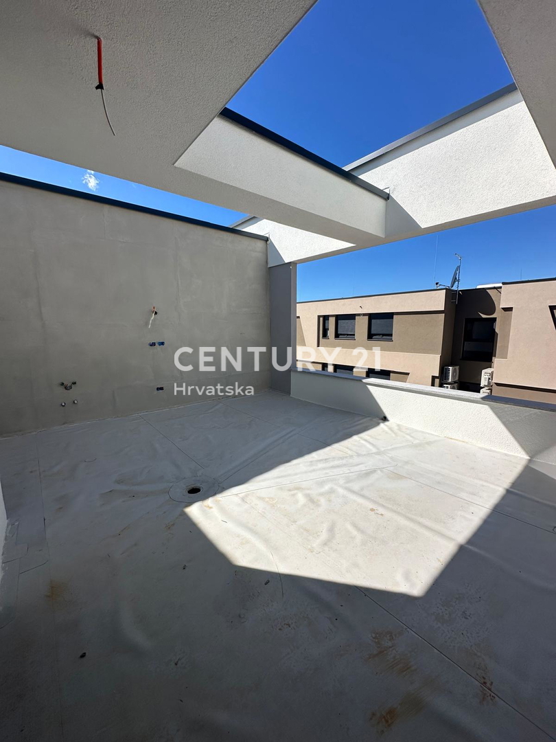 Prodaja, stanovanje, 3-prostorsko, Istarska županija, Umag