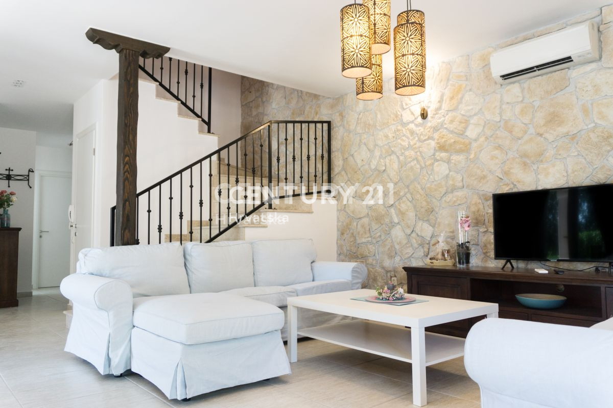 Prodaja, hiša, samostojna, Istarska županija, Svetvinčenat