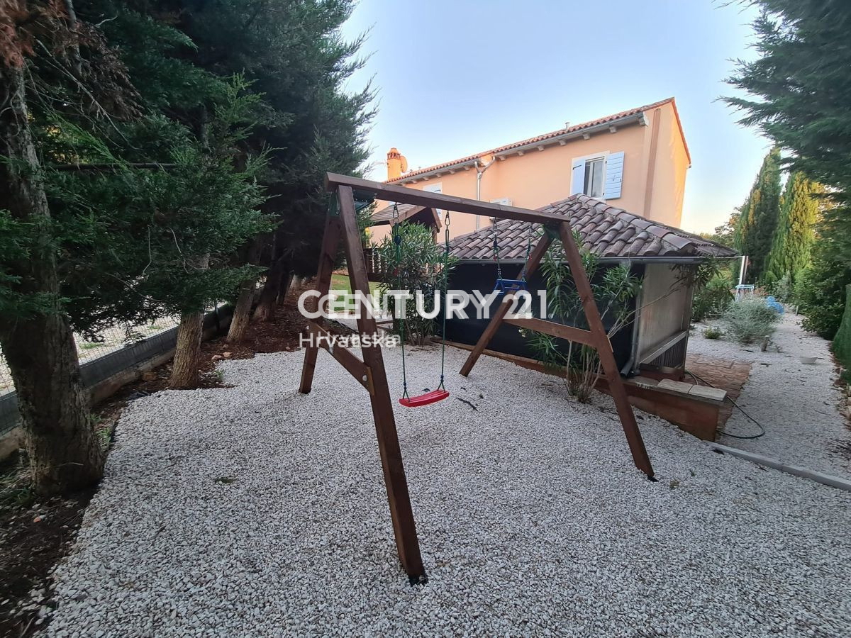 Prodaja, hiša, samostojna, Istarska županija, Svetvinčenat