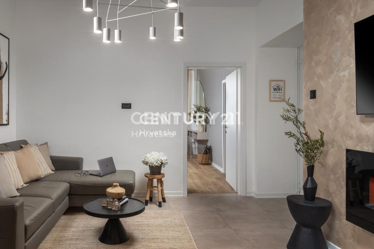 Prodaja, stanovanje, 3-prostorsko, Istarska županija, Pula, Centar