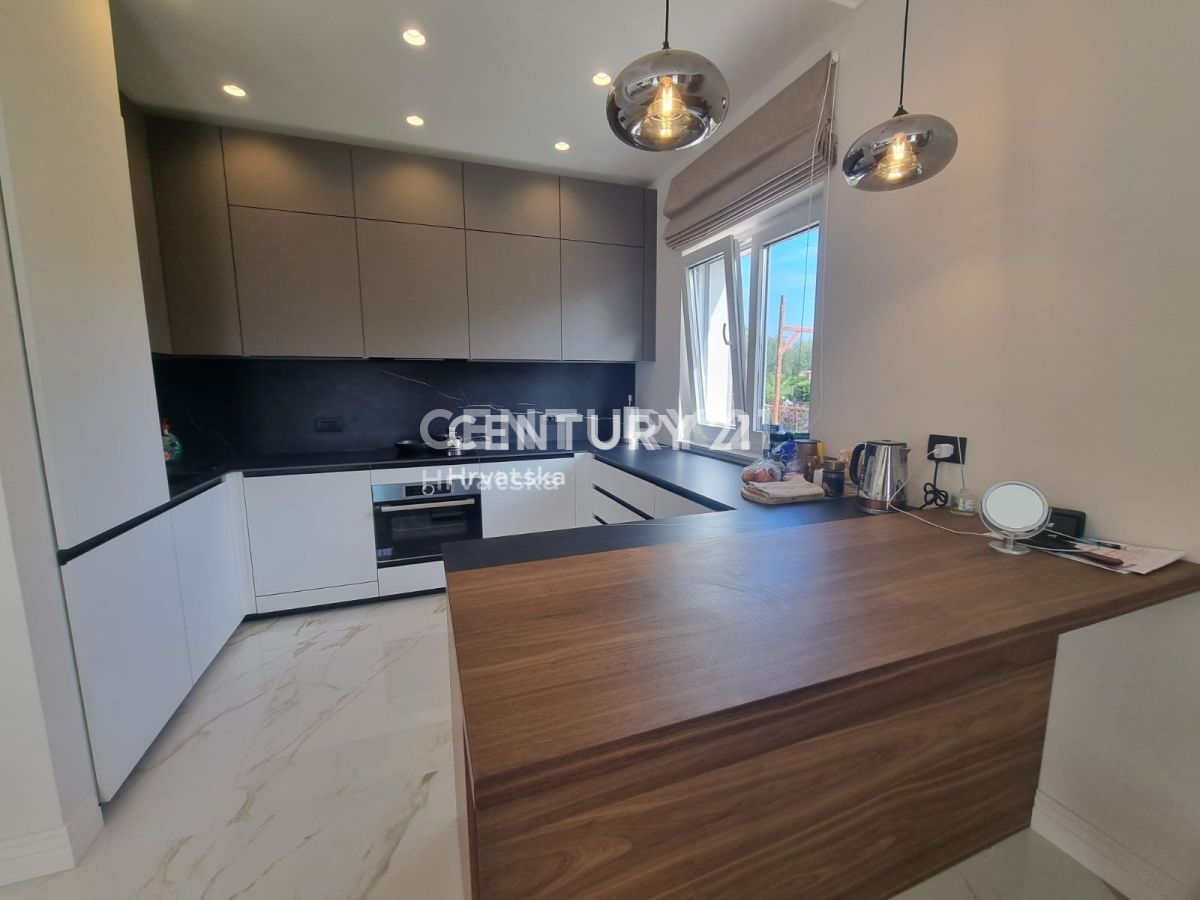 Prodaja, dvojna hiša, Istarska županija, Poreč