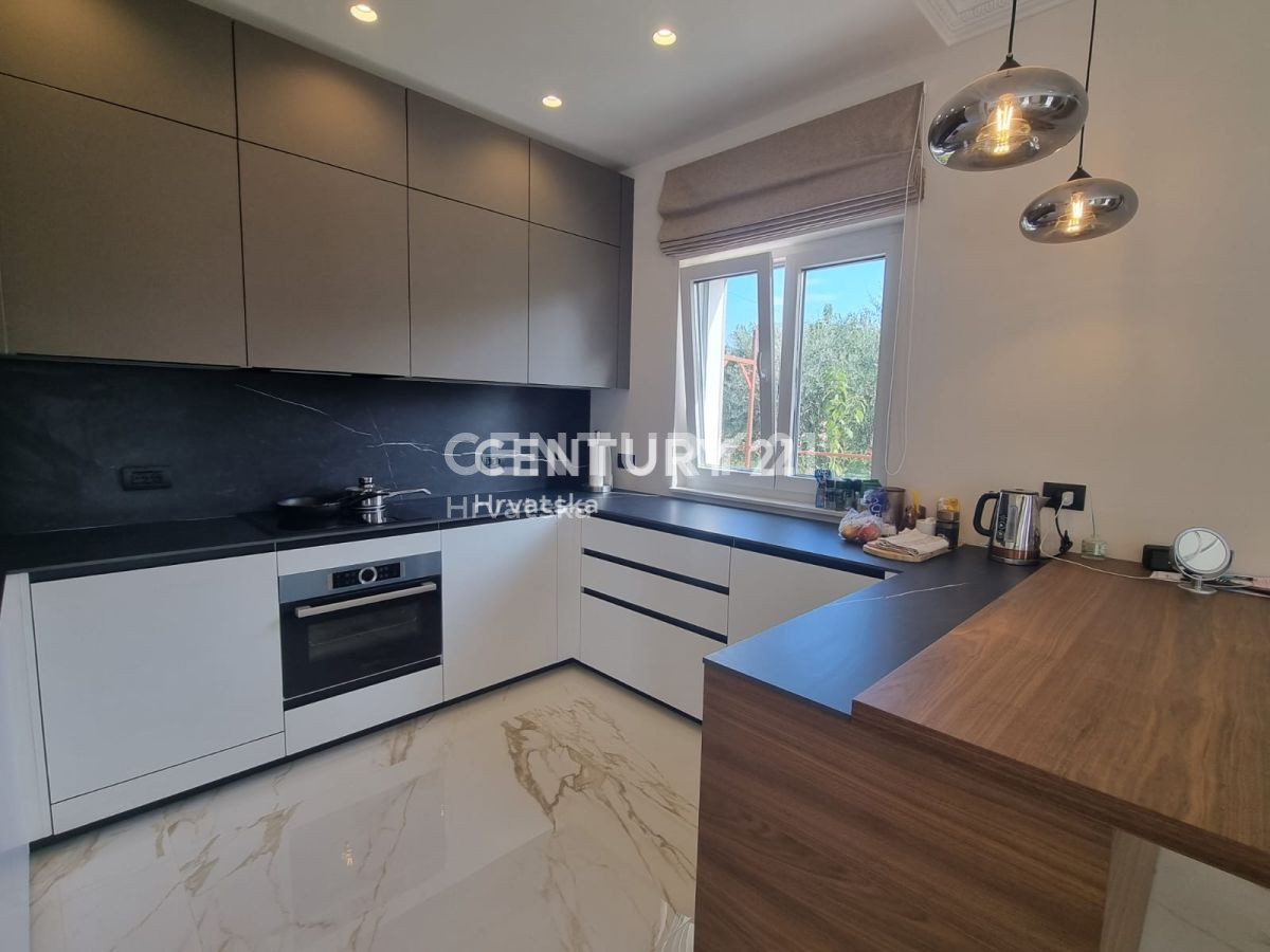 Prodaja, dvojna hiša, Istarska županija, Poreč