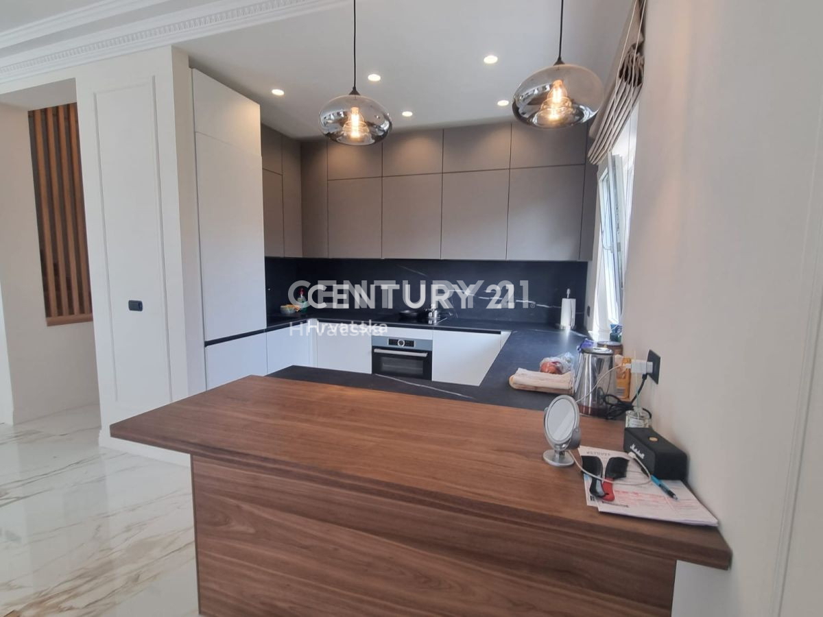 Prodaja, dvojna hiša, Istarska županija, Poreč