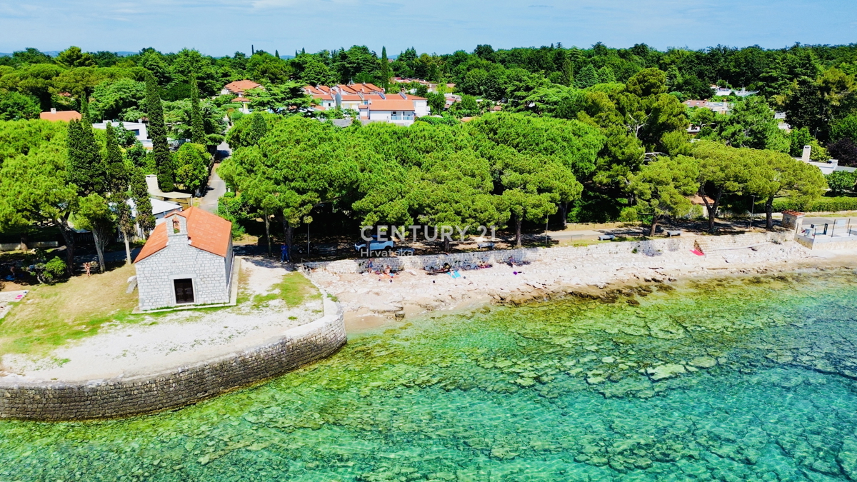 UMAG, SVETI PELEGRIN, EKSKLUZIVA AGENCIJE, DVOJNA HIŠA SAMO 60 METROV OD PLAŽE