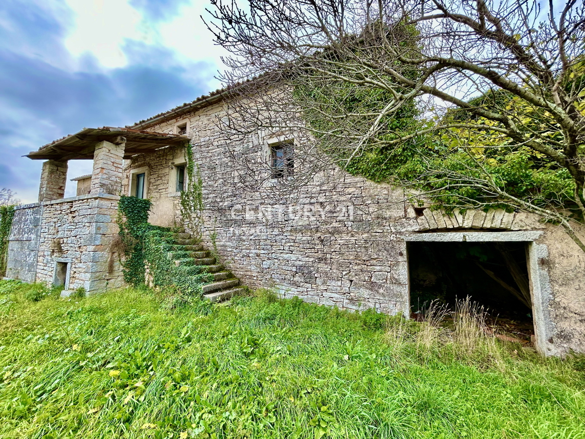 SVETI LOVREČ, OKOLICA, AVTOHTONO ISTARSKO POSESTVO