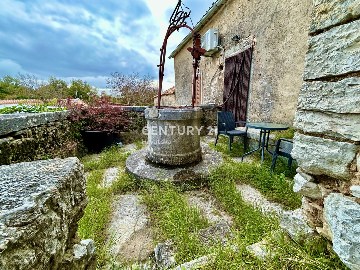 SVETI LOVREČ, OKOLICA, AVTOHTONO ISTARSKO POSESTVO