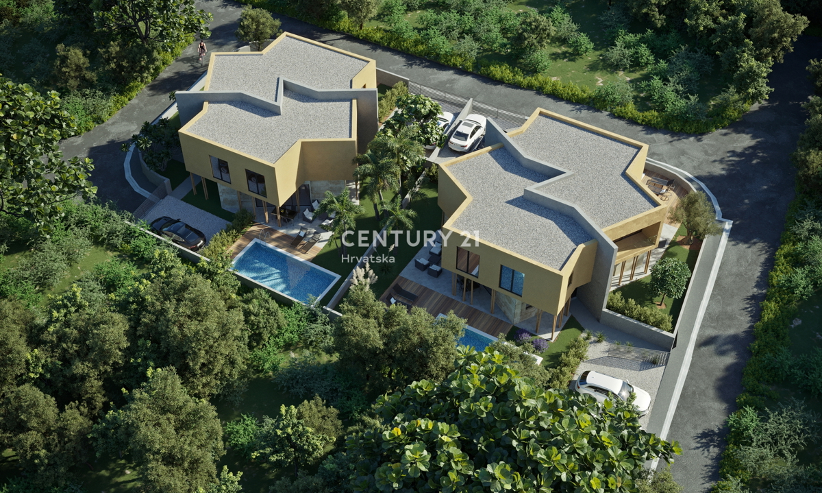 NOVIGRAD, DVOJNA HIŠA S BAZENOM, NOVOGRADNJA