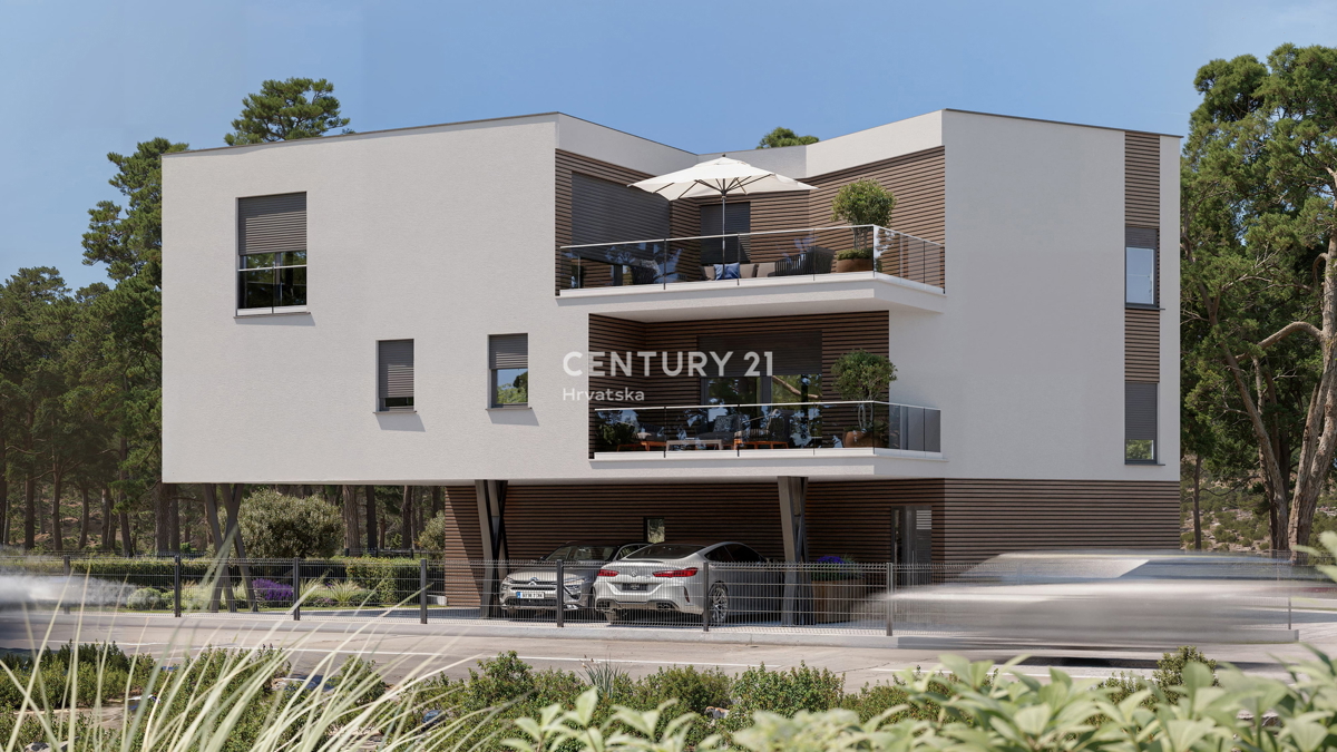 UMAG, BAŠANIJA, NOV PENTHOUSE/Stan le 250 metrov od plaže – Ekskluziva agencije C21