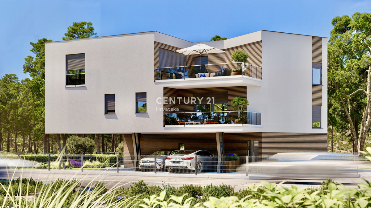 UMAG, BAŠANIJA, NOV PENTHOUSE/Stan le 250 metrov od plaže – Ekskluziva agencije C21