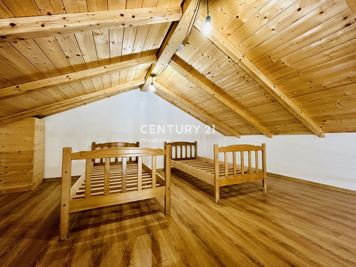 UMAG, OKOLICA, NOVA HIŠA SAMO 1,5 KM OD PLAŽE IN MORJA