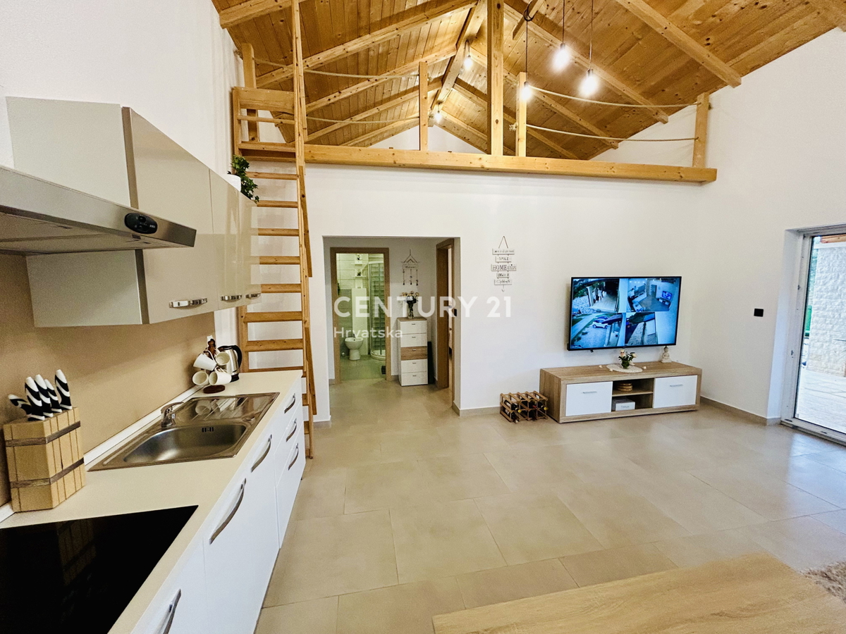 UMAG, OKOLICA, NOVA HIŠA SAMO 1,5 KM OD PLAŽE IN MORJA