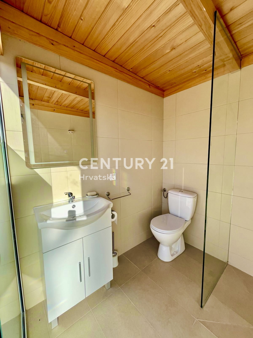 UMAG, OKOLICA, NOVA HIŠA SAMO 1,5 KM OD PLAŽE IN MORJA