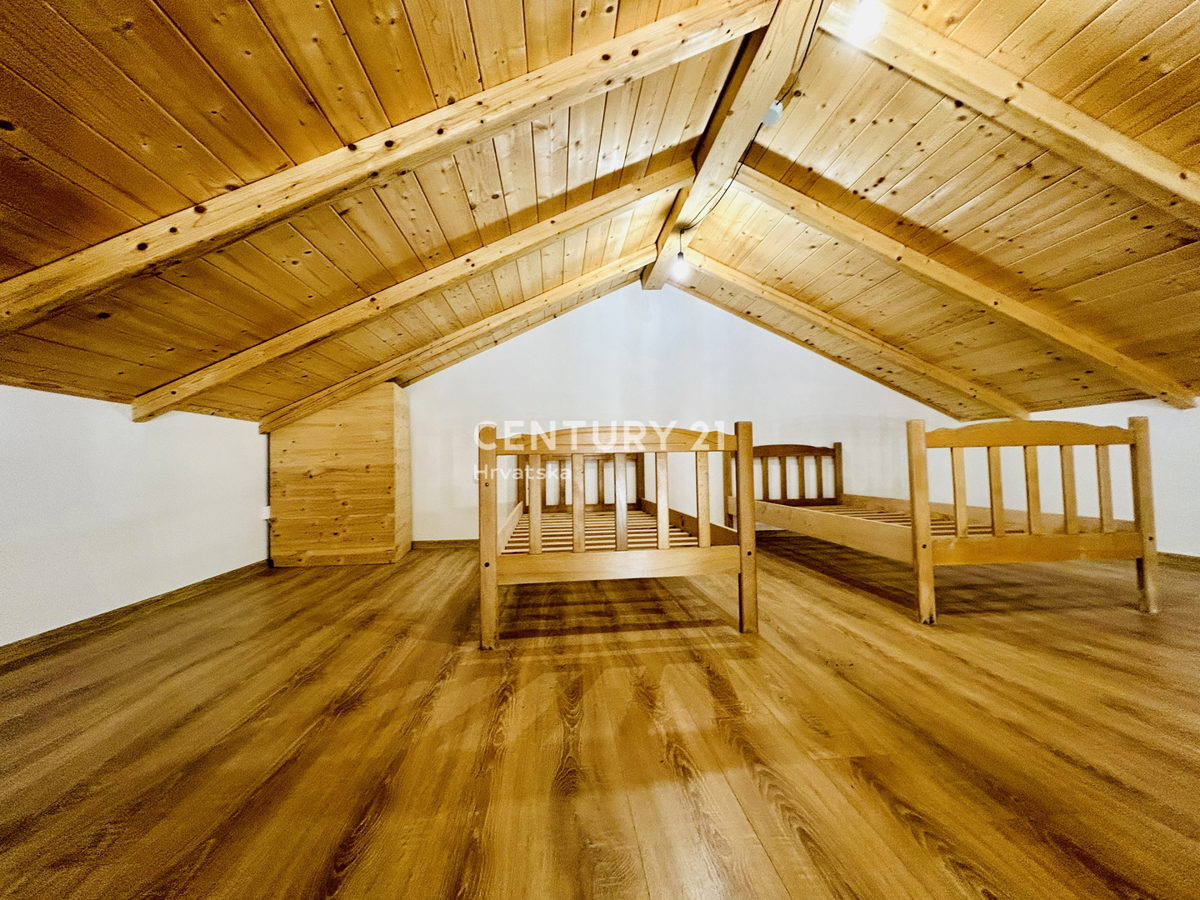 UMAG, OKOLICA, NOVA HIŠA SAMO 1,5 KM OD PLAŽE IN MORJA