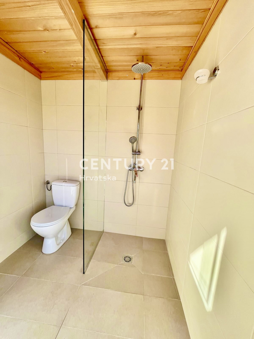 UMAG, OKOLICA, NOVA HIŠA SAMO 1,5 KM OD PLAŽE IN MORJA