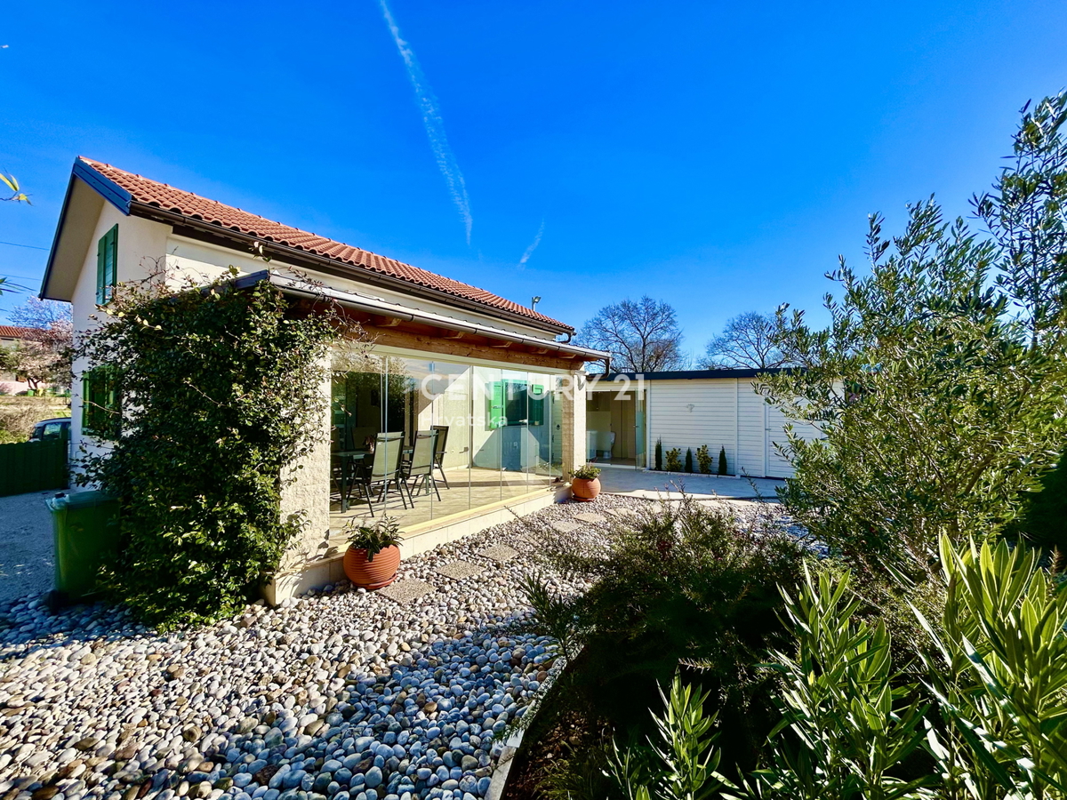 UMAG, OKOLICA, NOVA HIŠA SAMO 1,5 KM OD PLAŽE IN MORJA