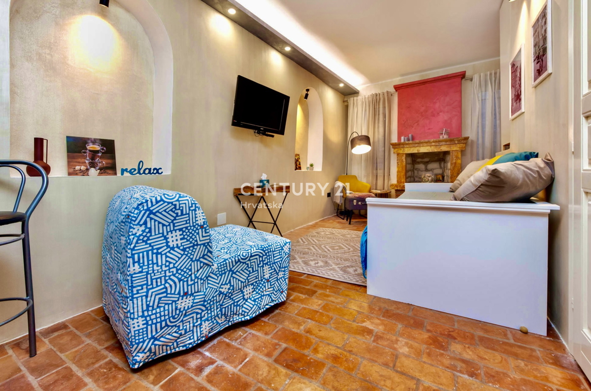 ROVINJ, CENTAR GRISIA, ODLIČEN APARTMA NA IZJEMNI LOKACIJI