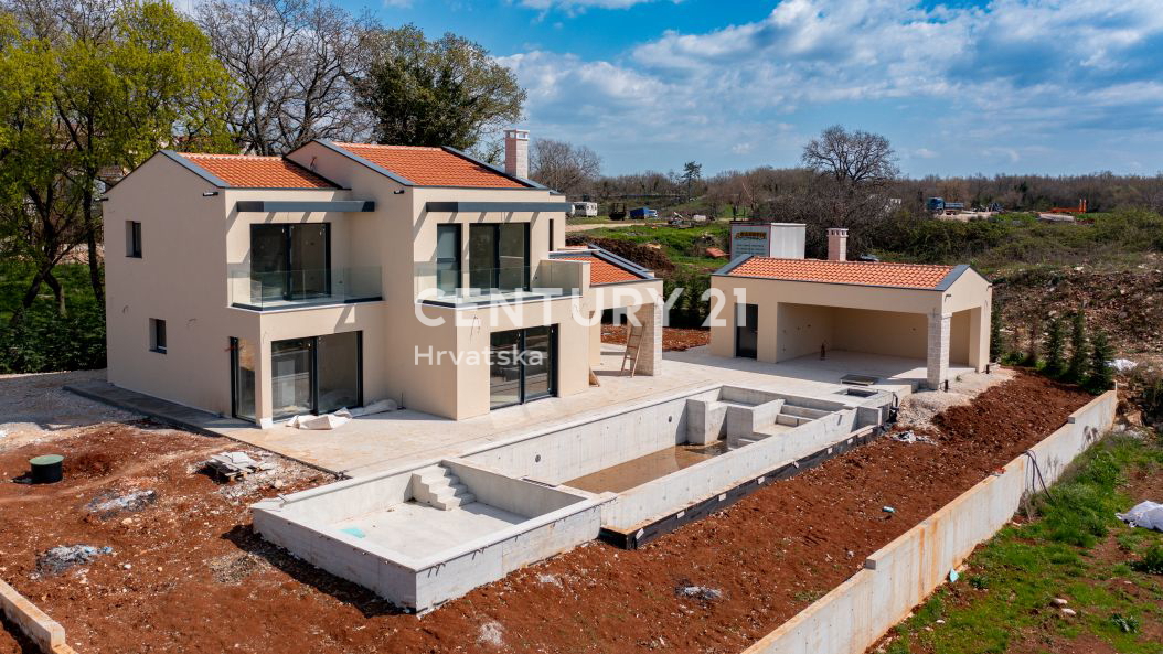 SVETI LOVREČ, PRODAJA SE NOVA HIŠA S BAZENOM IN POGLEDOM NA MORJE