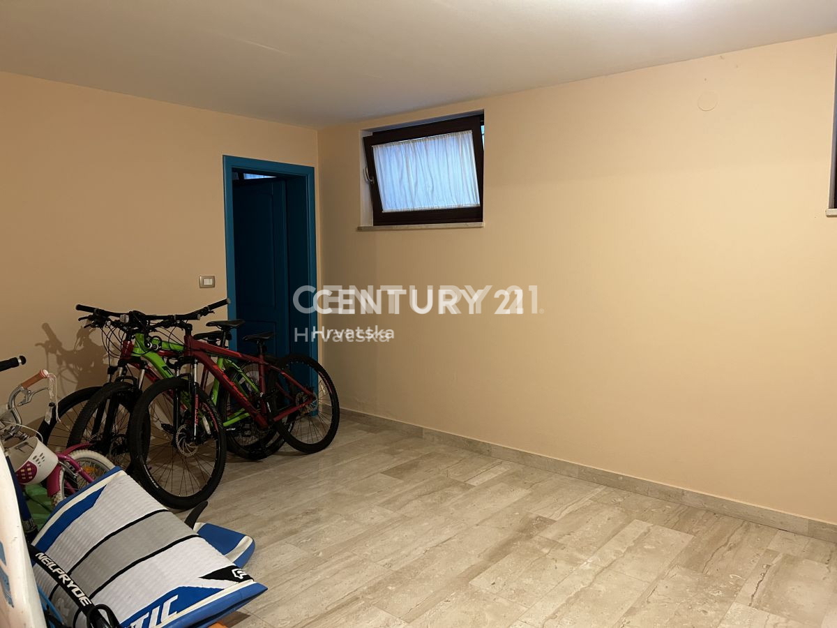 Prodaja, hiša, samostojna, Istarska županija, Umag