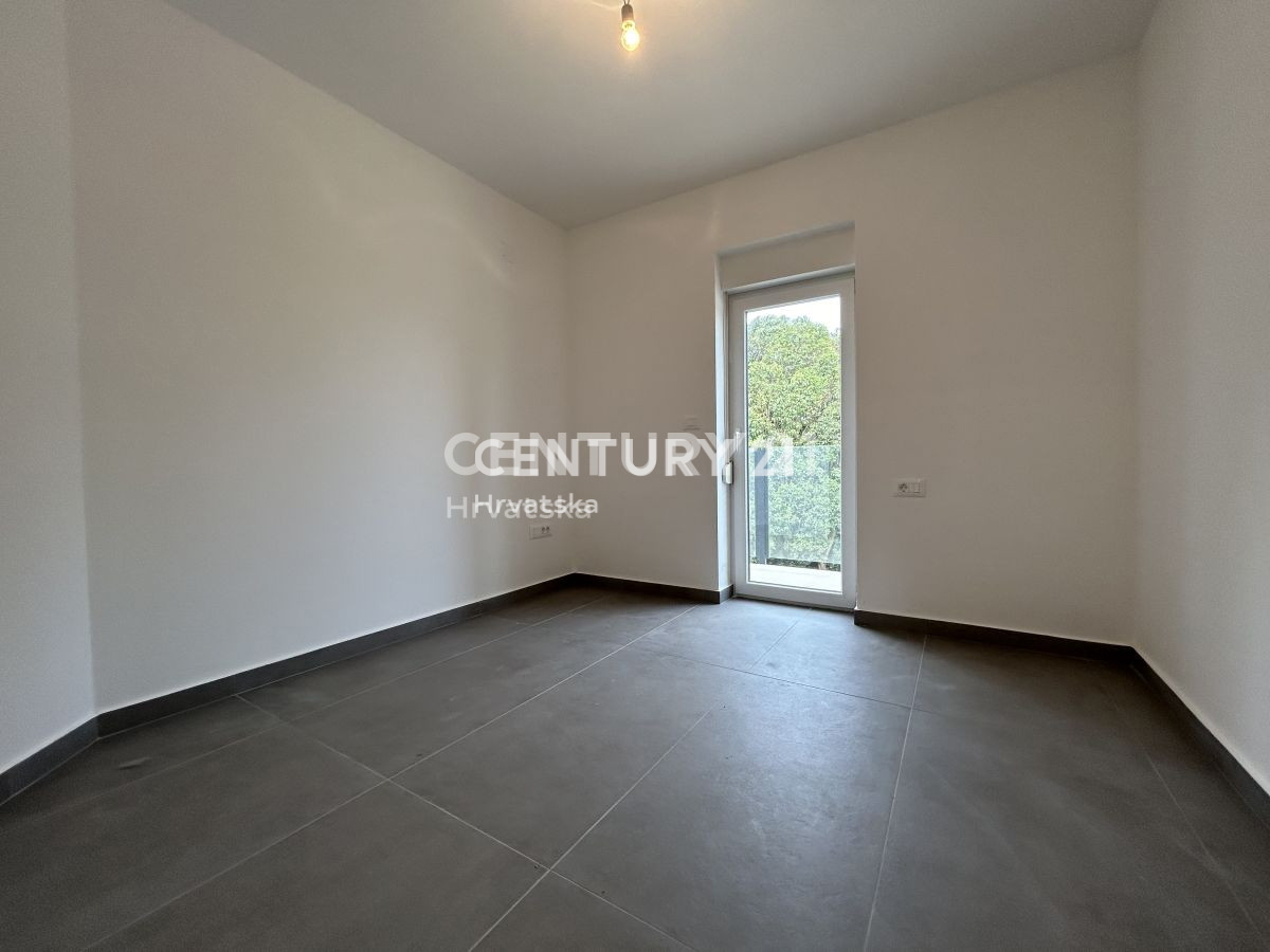 Prodaja, stanovanje, 2,5-sobno (2S+DB), Istarska županija, Umag