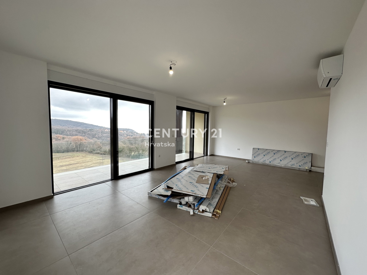 LABIN, stanovanje z odprtim pogledom na morje