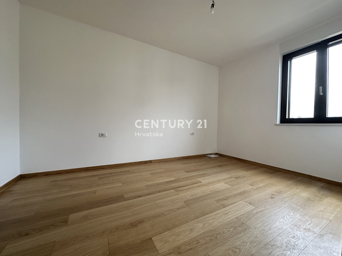 LABIN, stanovanje z odprtim pogledom na morje